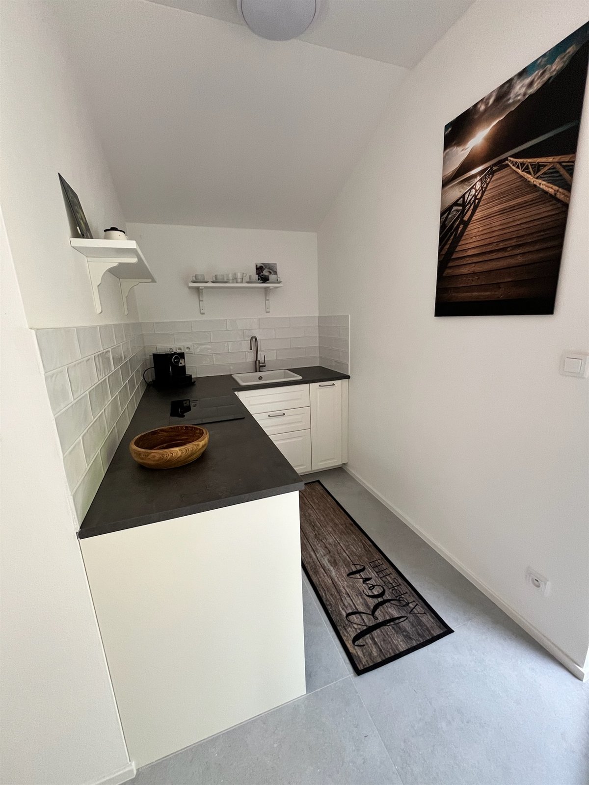 Kuchyňská linka v apartmánu Na Dvorečku